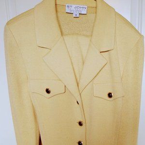 St. John Size 12 Yellow Pant Suit